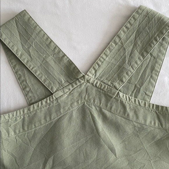 Everlane The Cross Front Apron Top 100% organic cotton in Sage Green  Size M - Picture 6 of 12